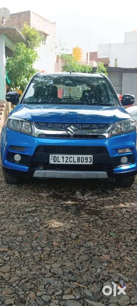 2018 Maruti Suzuki Brezza Zdi+ Dual Tone