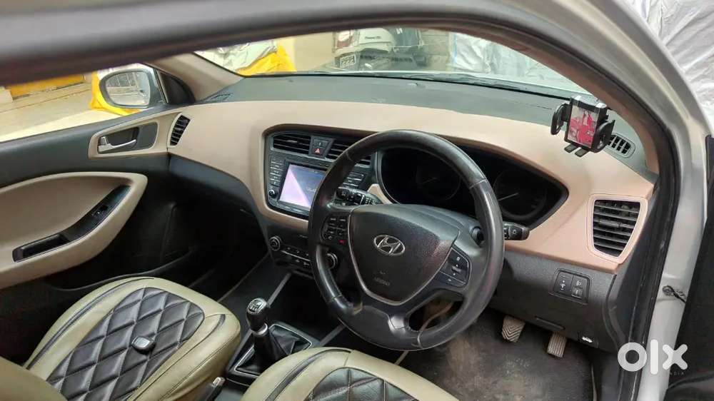 Hyundai Elite I20 2015 Petrol 60000 Km Driven