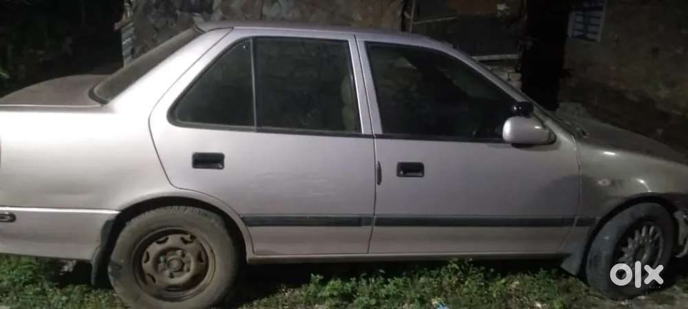 Maruti Suzuki Esteem 2007