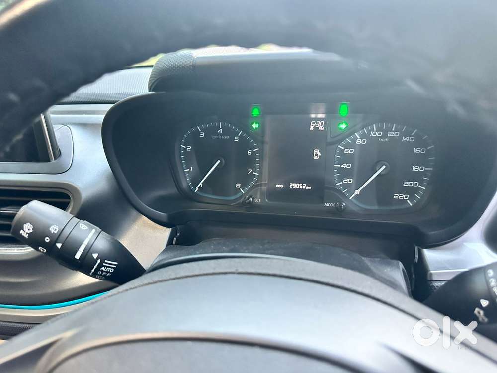 Tata Altroz Xz, 2021, Petrol