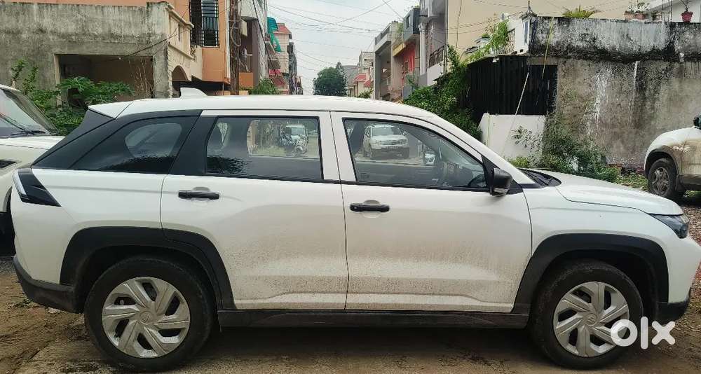 I Want To Sell Me  Victoris Lxi Cng Petrol