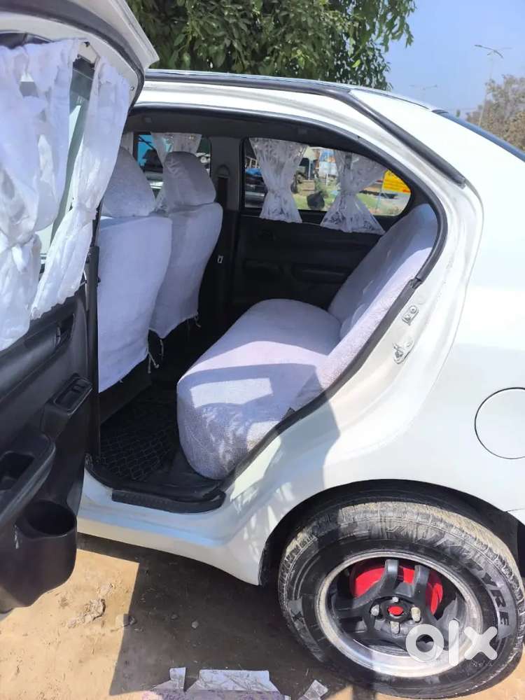 Swift Dzire 2015model Badaun Trancfer Third Owner