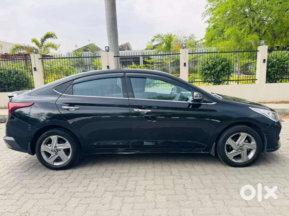 Hyundai Verna 1.5 Sx (o) Vtvt Ivt, 2022, Petrol