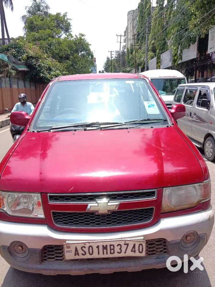 Chevrolet Tavera 2012 Diesel 80000 Km Driven