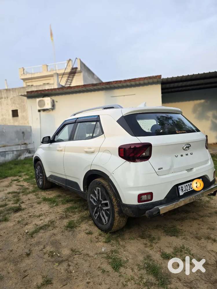 Hyundai Venue Diesel 2022 2nd Owner