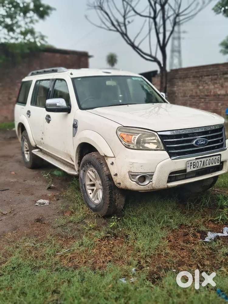 Ford Endeavour 2013 Diesel