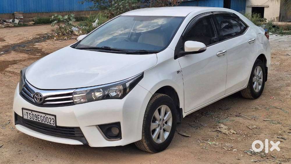 Toyota Corolla Altis 2010-2013 G, 2014, Petrol