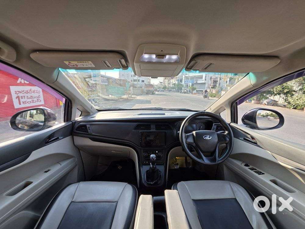 Mahindra Marazzo M4, 2020, Diesel