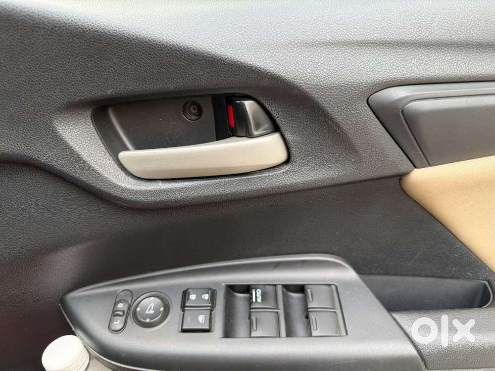 2018 Honda Jazz V Red - Only ₹4,75,000! 69k Km, Very Good Condition