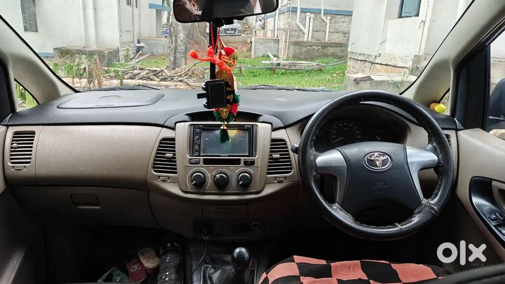 Toyota Innova 2015 Diesel 123000 Km Driven For Sale