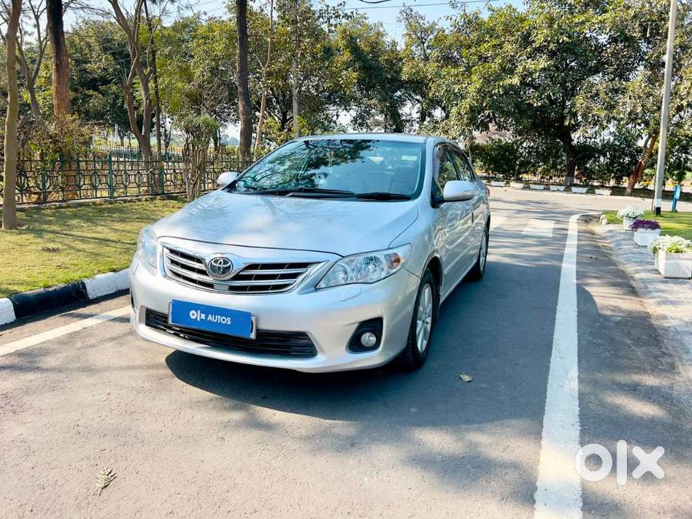 Toyota Corolla Altis G At, 2012, Petrol