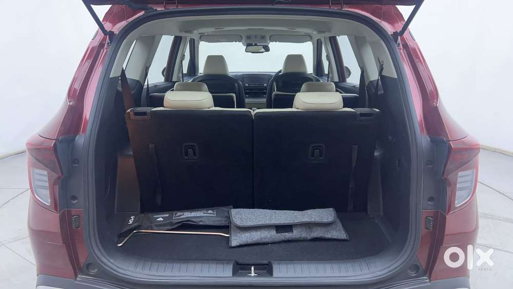 Kia Carens 1.4 Luxury Plus Dct 7 Str, 2022, Petrol
