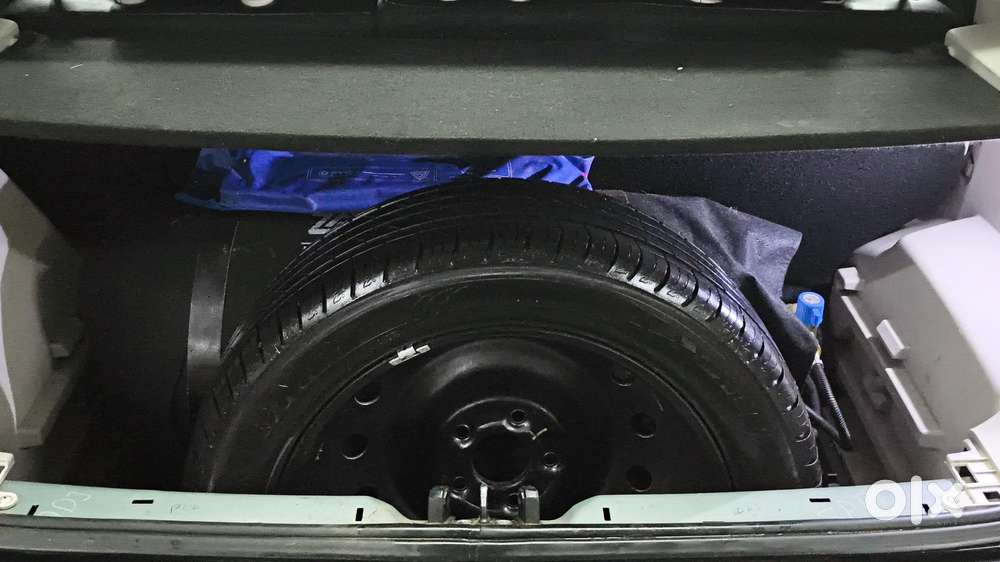 Mahindra Xuv300 W8 Option, 2020, Cng & Hybrids