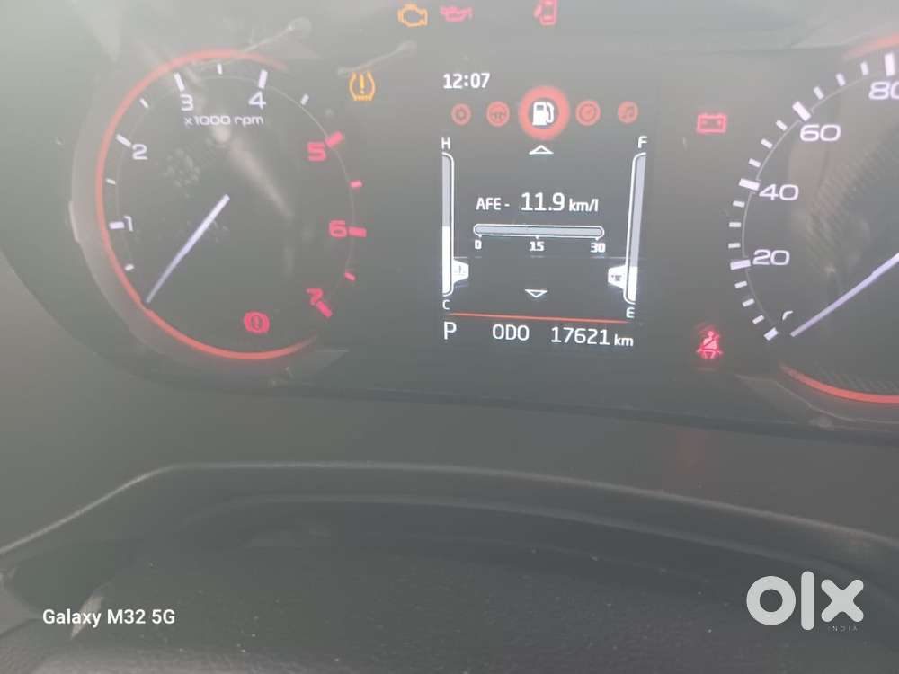 Mahindra Thar 2.2 Lx Convertible Diesel At 4 Str, 2023, Diesel