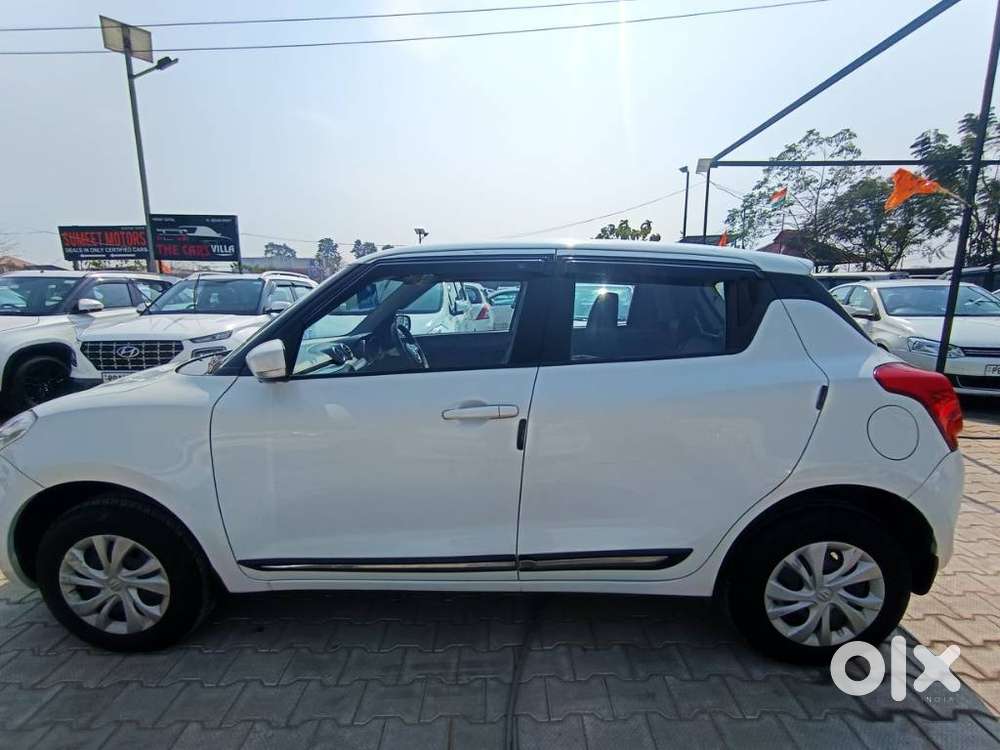 Maruti Suzuki Swift Vxi + Manual, 2023, Petrol