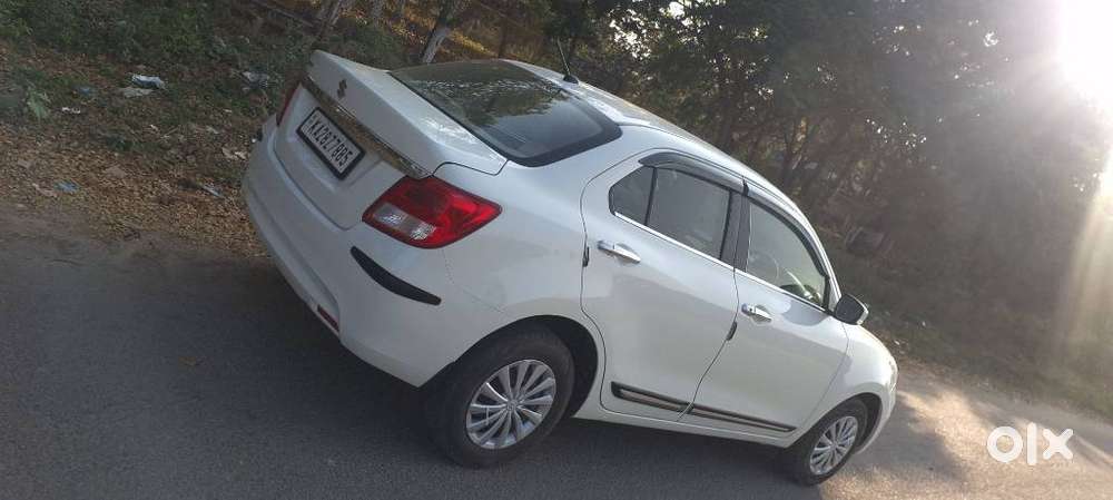 Maruti Suzuki Swift Dzire Vxi Optional, 2022, Petrol