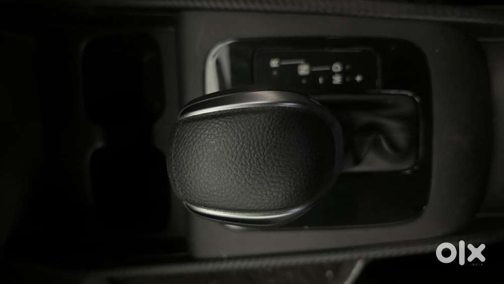 Maruti Suzuki Fronx Delta Plus 1.2l Ags, 2023, Petrol