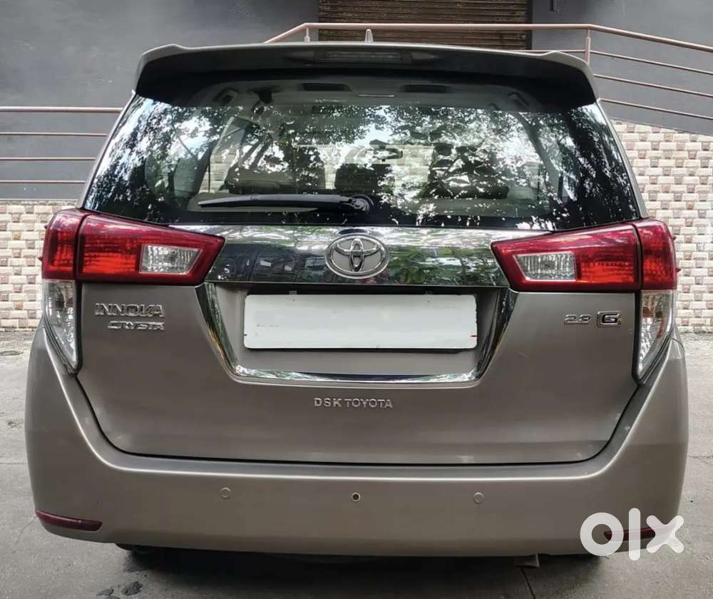 Toyota Innova Crysta 2016 Diesel Automatic 105000 Km Driven