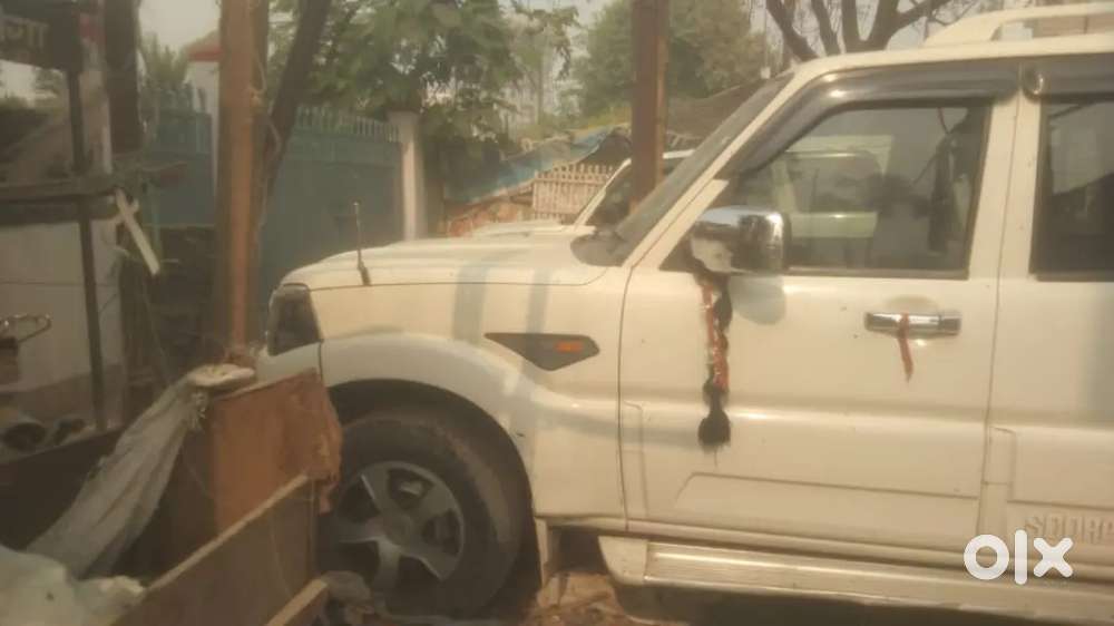 Mahindra Scorpio Classic 2.2 8 Year