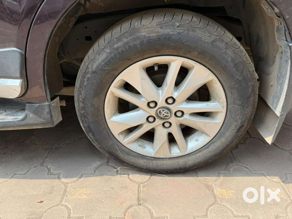 Toyota Innova Crysta 2018 Diesel 19000 Km Driven