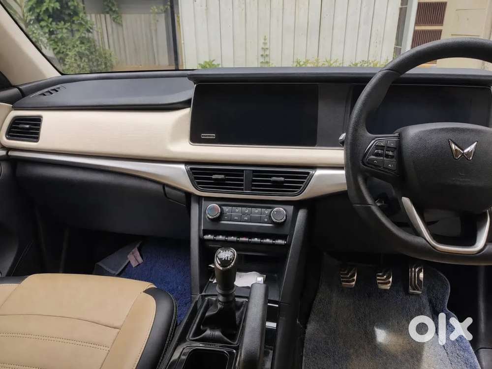 Mahindra Xuv700 2.2 Ax 5 Diesel Mt Str, 2022, Diesel