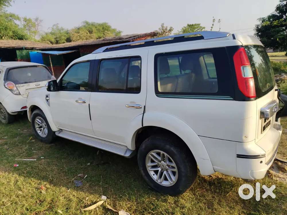 Ford Endeavour Le 2014