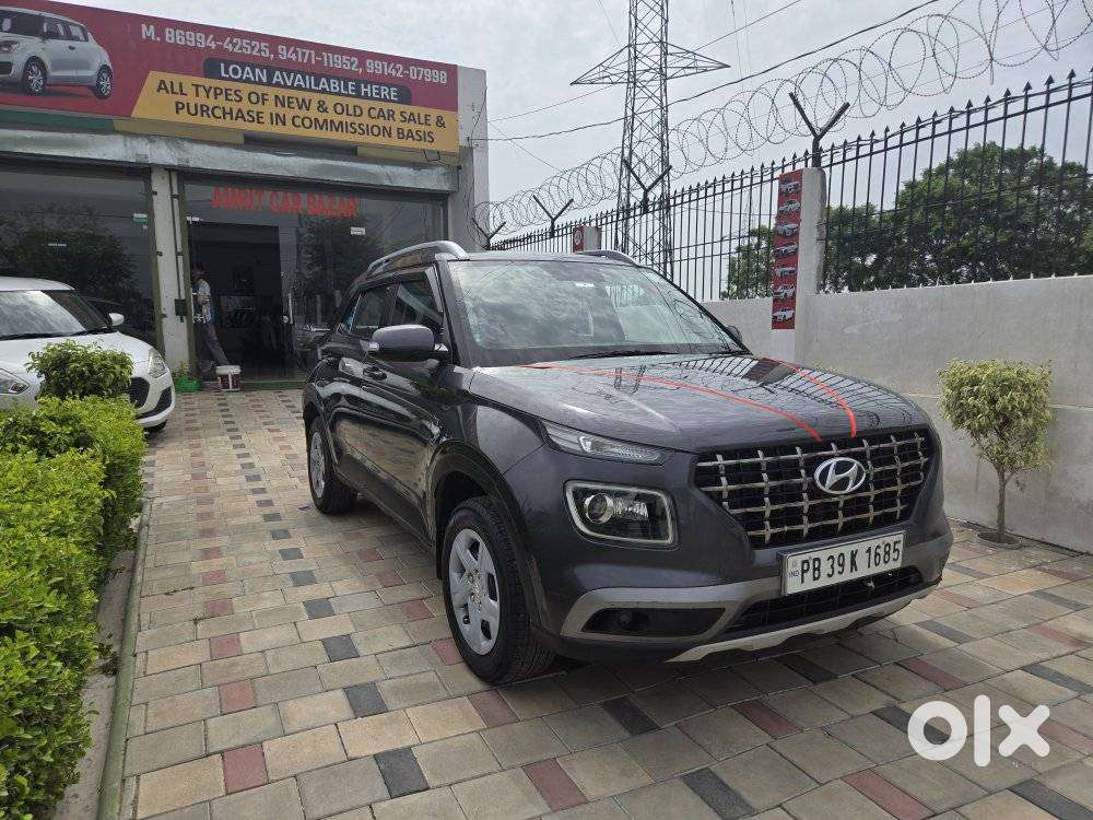Hyundai Venue S Plus Mt 1.2 Kappa, 2022, Petrol