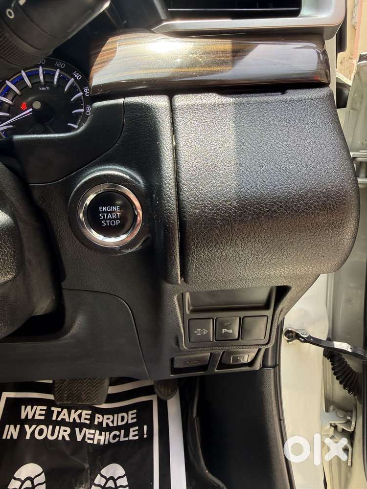 Toyota Innova Crysta [2020-ongoing] 2.4 Zx At 7 Str, 2022, Diesel
