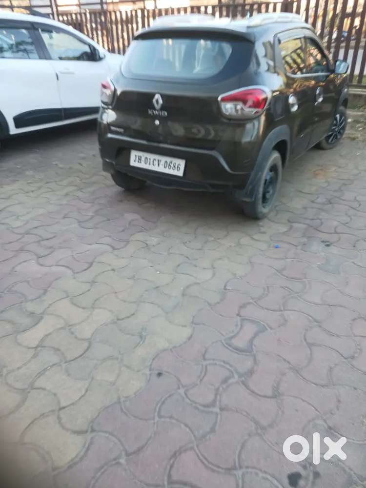 Renault  Kwid 2018 Model .paper Full Update .kilometre Driven 98000.