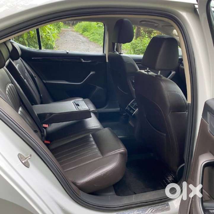 Skoda Superb L&k 1.8 Tsi At, 2020, Petrol