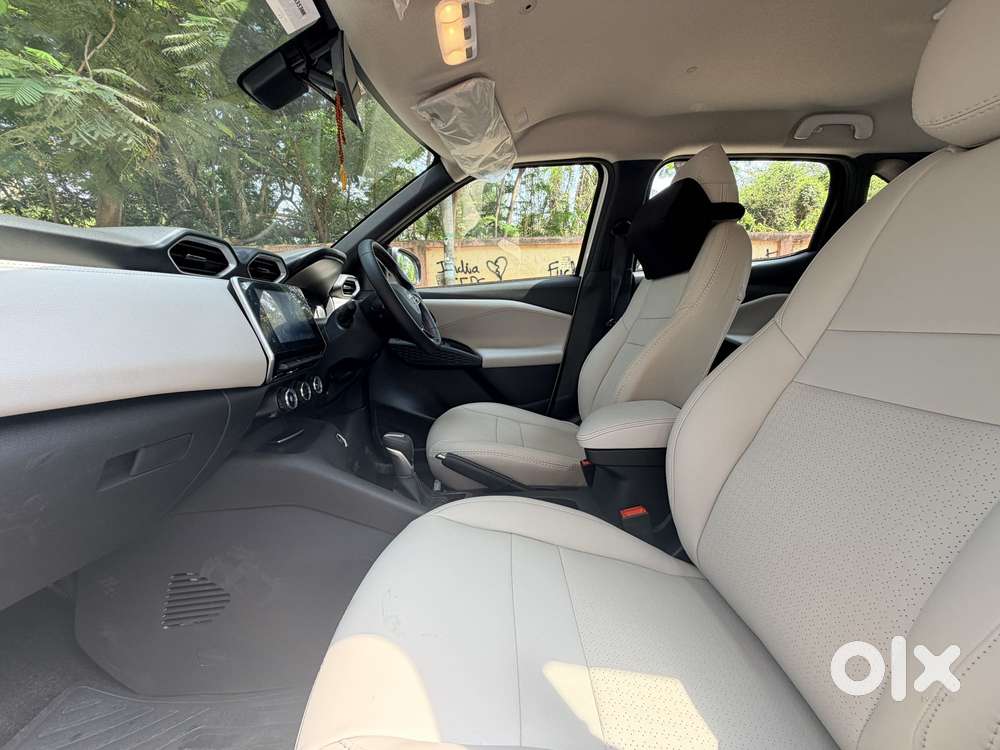 Nissan Magnite 1.0 Xv Turbo Cvt, 2026, Petrol