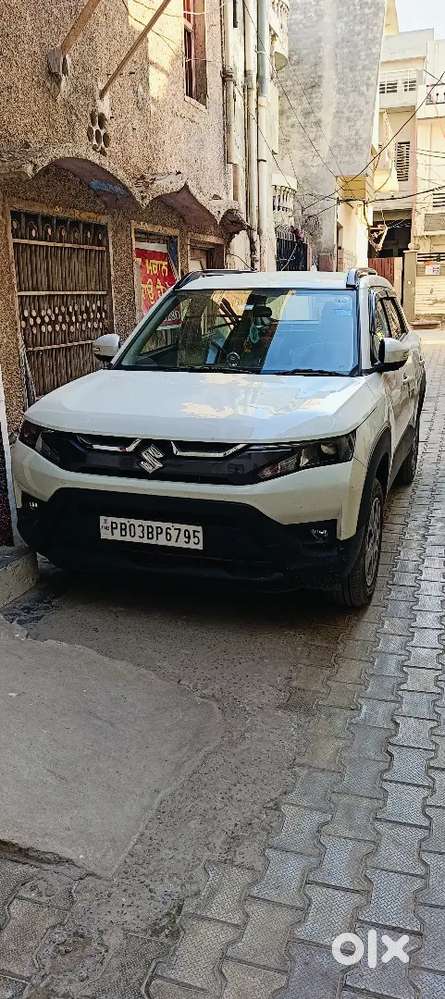 For Sale – 2024 Maruti Suzuki Brezza Lxi Cng (excellent Condition)