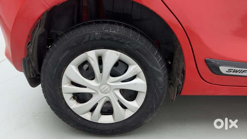 Maruti Suzuki Swift Amt Vvt Vxi, 2022, Petrol