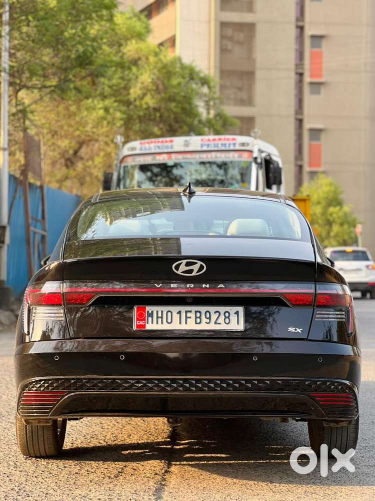 Hyundai Verna 1.5 Sx Ivt, 2023, Petrol