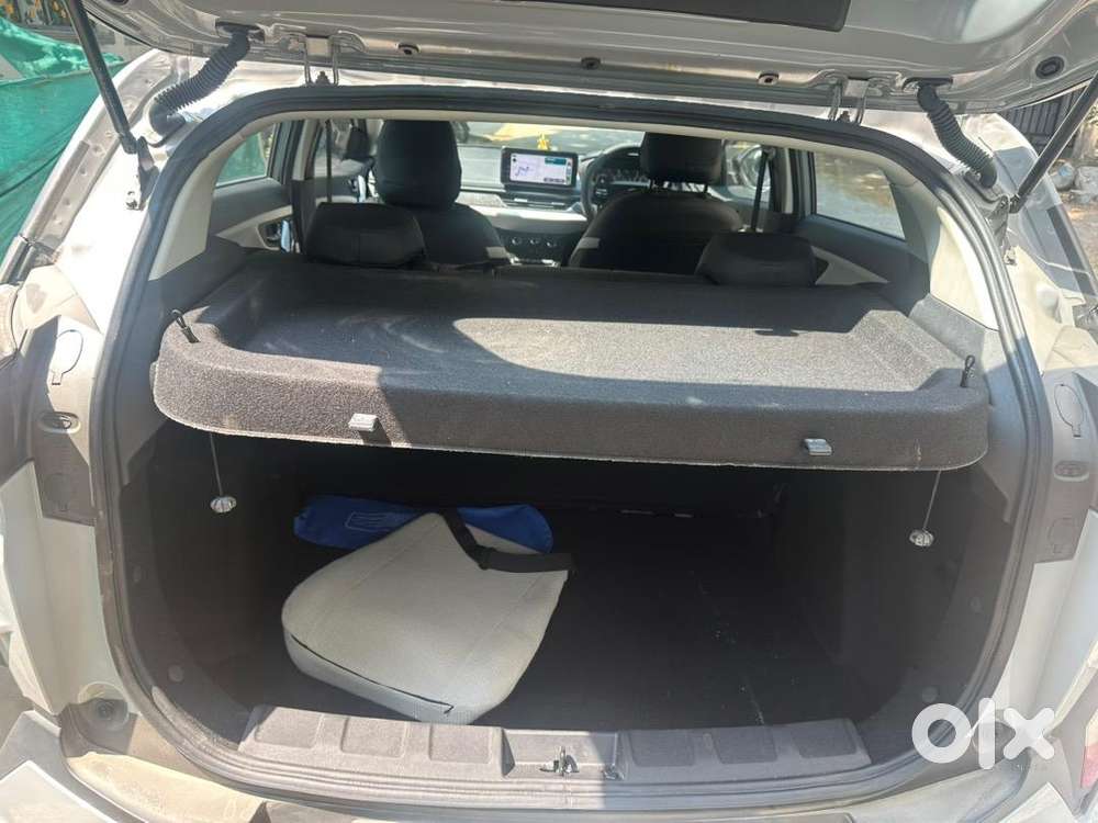 Tata Nexon 2026 Pure Plus Amt