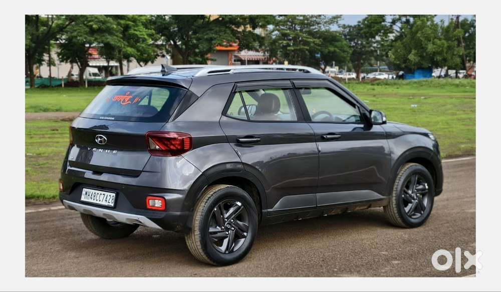 Hyundai Venue Sx Knight Edition Mt, 2022, Diesel