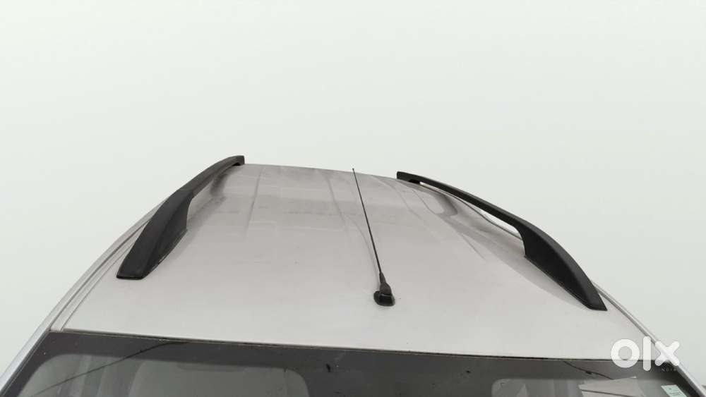 Renault Triber Rxz, 2021, Petrol