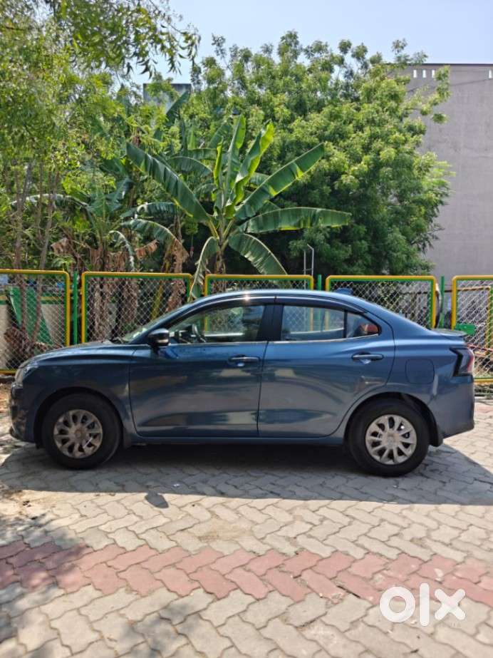 Maruti Suzuki Dzire 1.2 Vxi Cng, 2025, Petrol