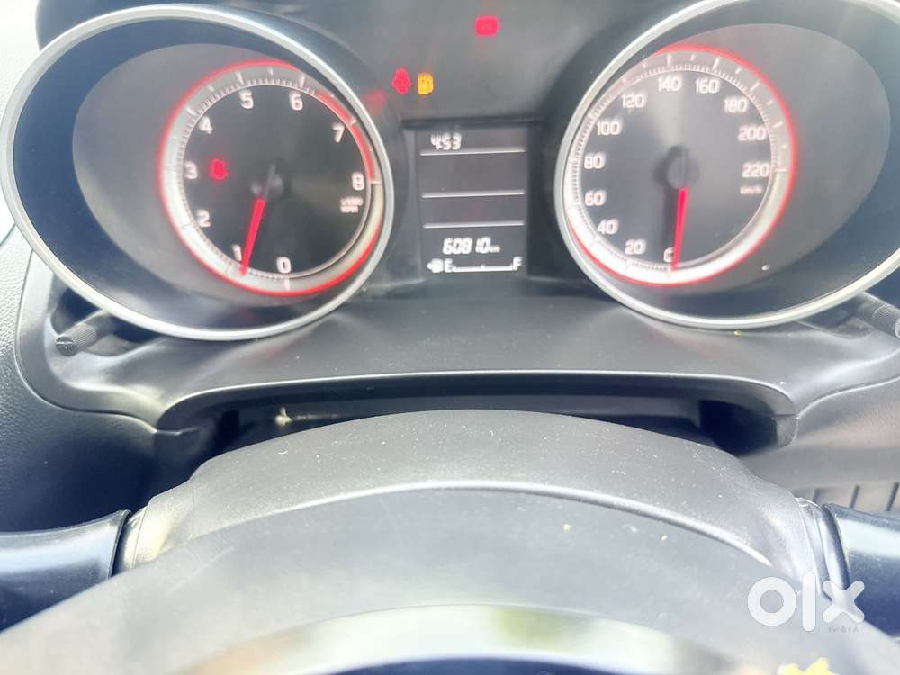 Maruti Suzuki Swift 1.2 Vxi (o), 2023, Petrol