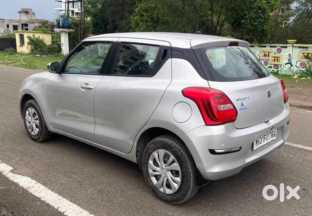 Maruti Suzuki Swift Vxi, 2022, Petrol