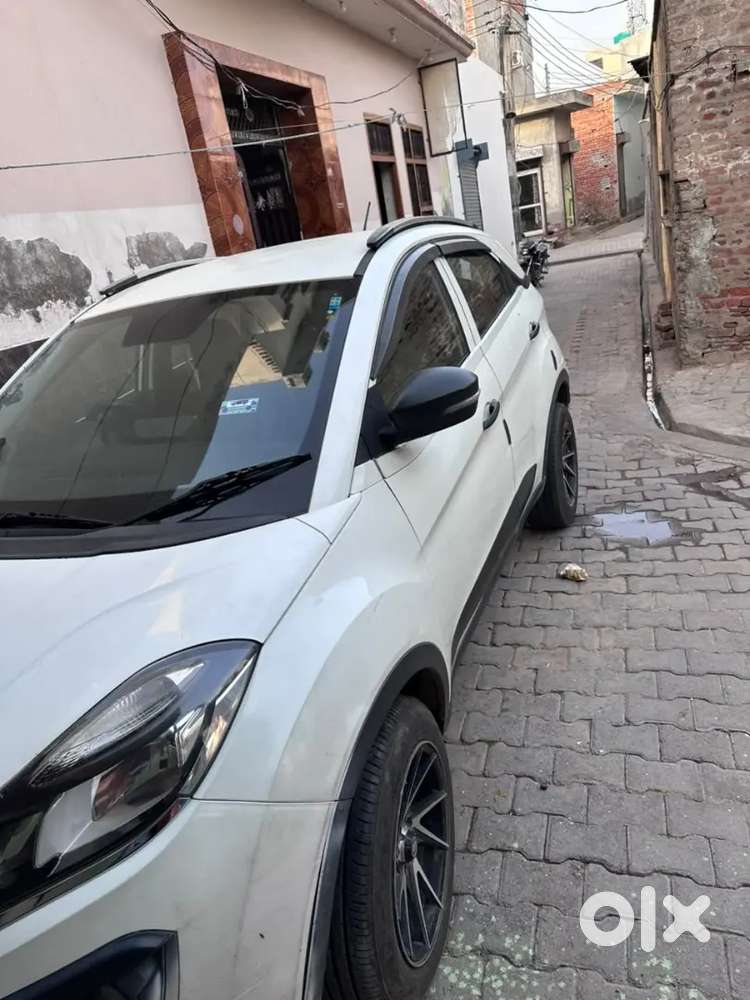 Tata Nexon 2018 Diesel 103000 Km Driven
Alloy Wheel
Good Condition
