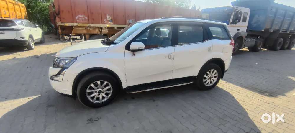 Mahindra Xuv500 Diesel 2.2 At 2017