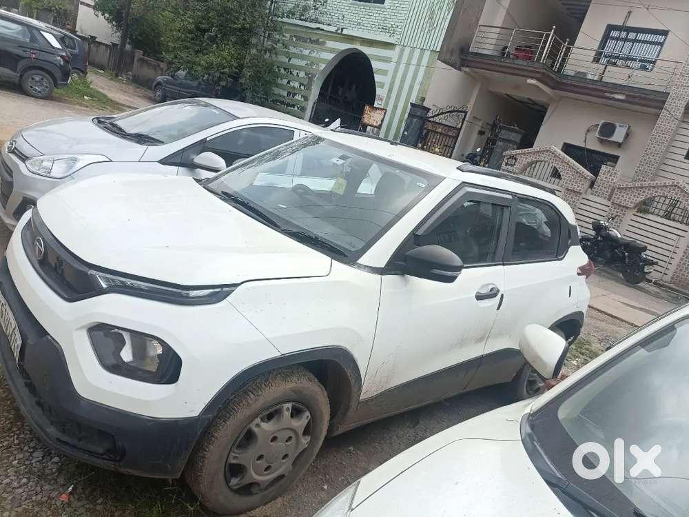 Tata Punch 1.2 Revotron Petrol Manual 2022
