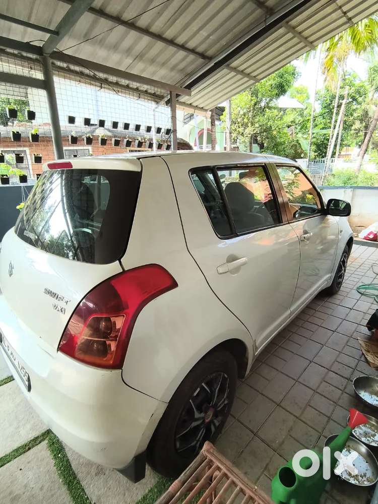 Maruti Suzuki Swift 2011