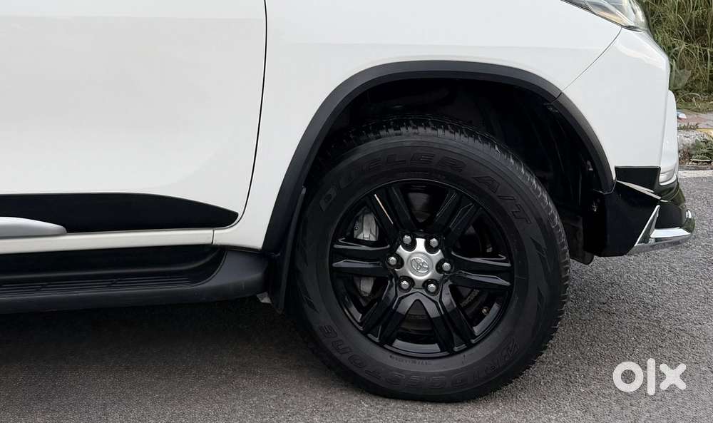 Toyota Fortuner Leader Edition (at), 2025, Diesel