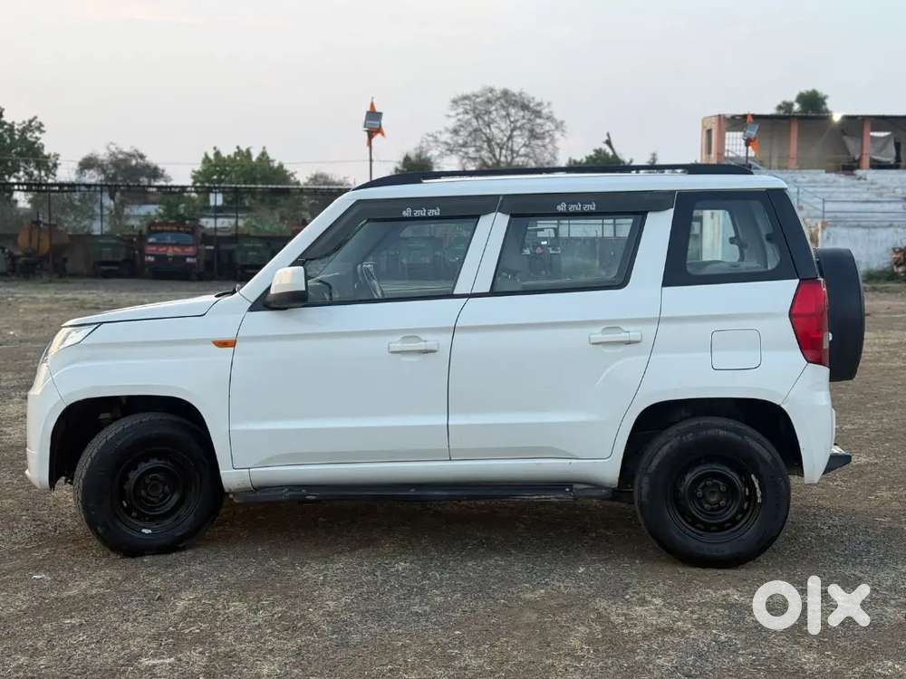 Mahindra Tuv 300 2017 Diesel Good Condition