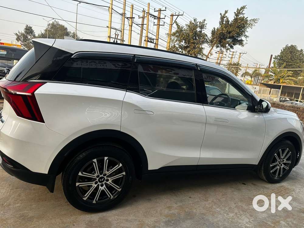 Mahindra Xuv700 Diesel 2025