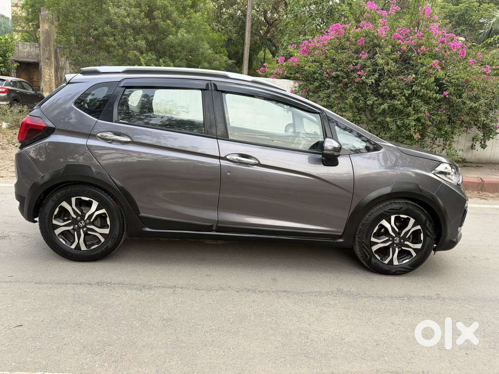 Honda Br-v I-vtec V Cvt, 2020, Cng & Hybrids