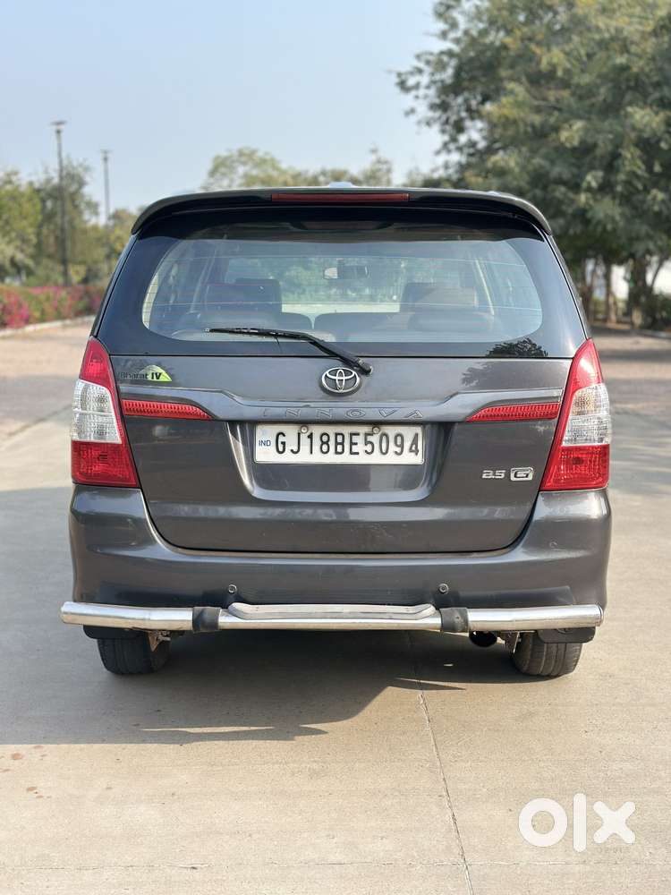 Toyota Innova 2.5 G (diesel) 8 Seater, 2015, Diesel