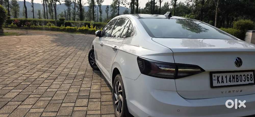 Single Driver Driven, Maintained Fully In Vw Showroom No Dents